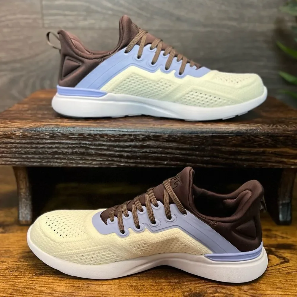 APL Women's TechLoom Tracer in Chocolate/Pristine/Bellflower. Size 6.5. NIB!